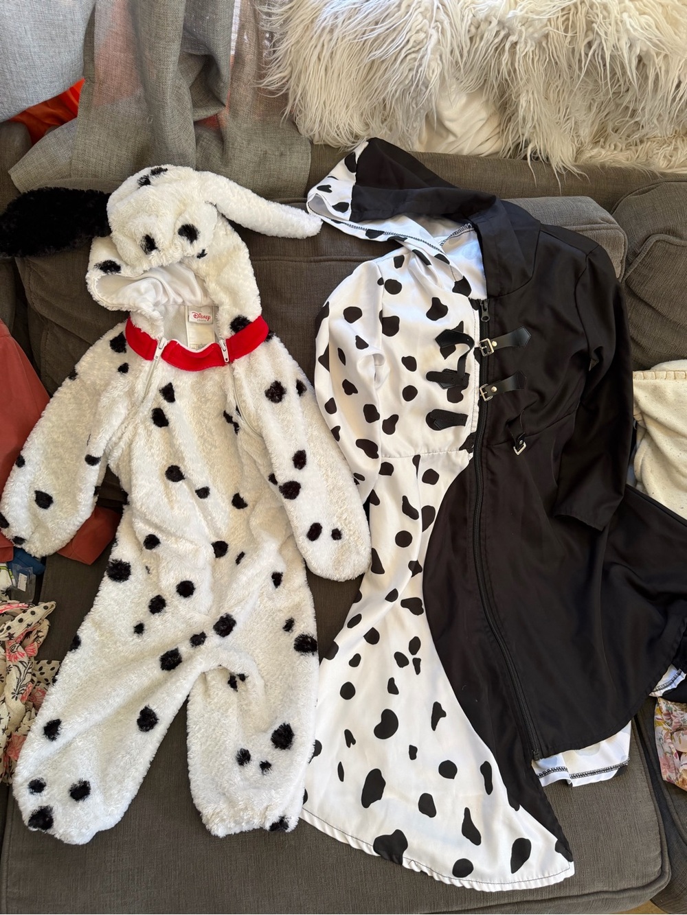 Disney Kids Dalmatian Costume - White with Black Spots size 24months/bundle